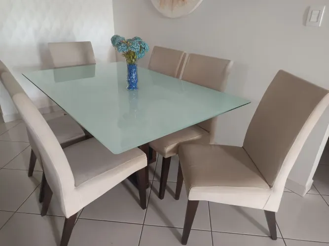 Lindo jogo de mesa 6 lugares