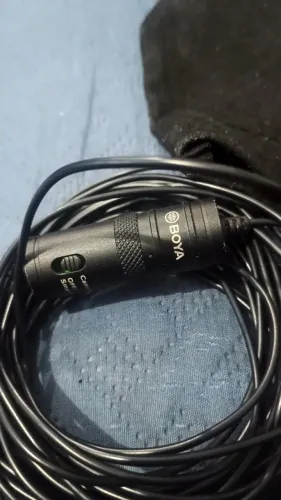 Fone lapela usado