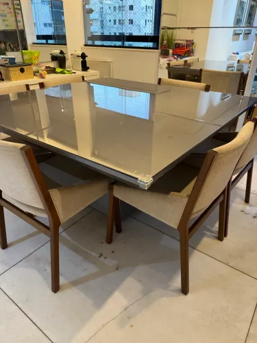 Mesa de jantar moderna 1.5 x 1.5m + 6 cadeiras