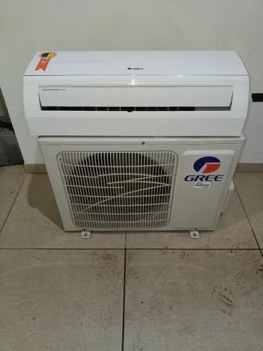 Vendo instalado ar-condicionado inverter de 9 btus.