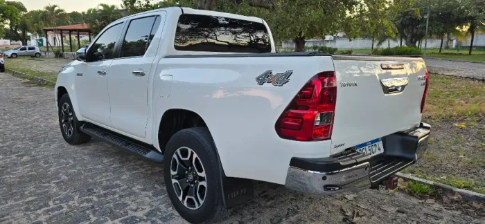 Toyota Hilux CD SRV 4X4 2.8 TDI Diesel Aut. 2022