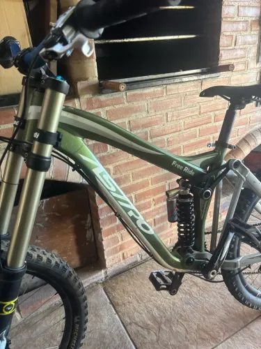 Quadro astro Freeride