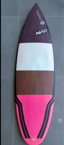 Prancha de surf 5.8 pouquíssimo uso