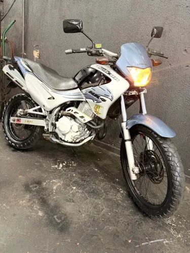 Honda NX 4 Falcon 400 2007