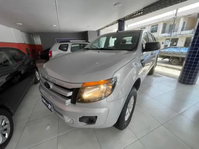 Ford Ranger XLS 2.5 16V 4X2 CD Flex 2016