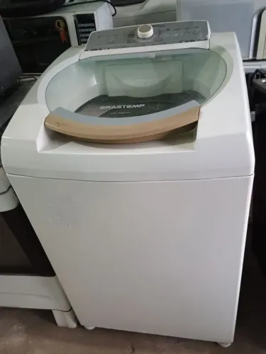 Máquina de lavar semi nova 