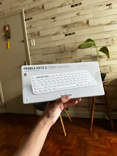 Teclado Logitech Pebble Keys 2 K380S