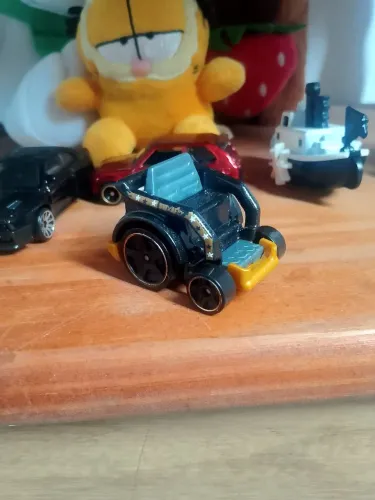 Carrinhos hot Wheels variados, normais, T-Hunt, e super T-Hunt, valores depender da rarid