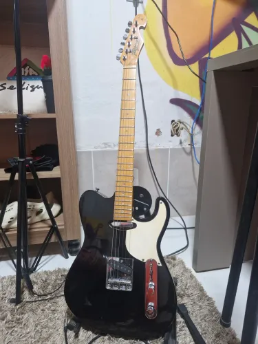 Guitarra tagima seizi (anos 90)