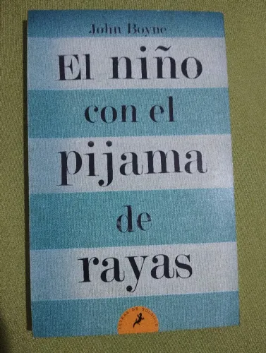 El Niño con el Pijama de Rayas - John Boyne - Livro em Espanhol