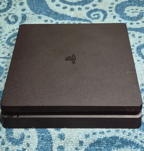 PS4 - Slim 500G