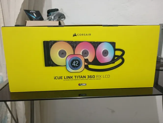 Water cooler ICUE LINK TITAN 360 RX LCD