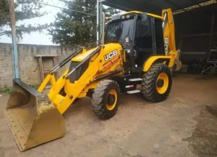retroescavadeira jcb 4x4
