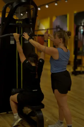 PERSONAL TRAINER EM DOMICÍLIO E ACADEMIA