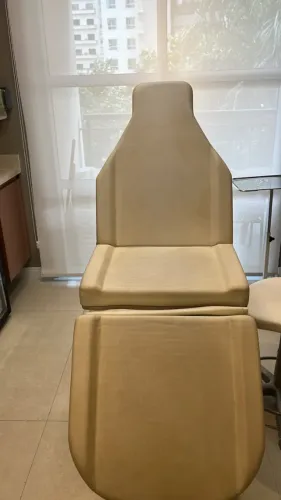 Maca poltrona para estética articulada, bege