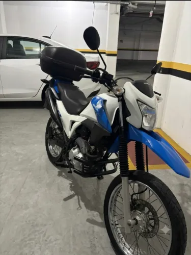 Honda NXR 160 Bros ESDD (azul/branca) - bem conservada, com protetor de motor e baú