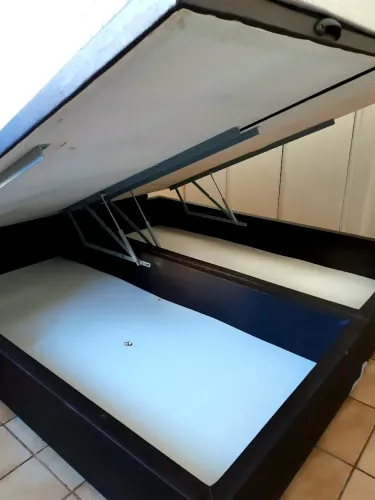 Cama King Size - Bem conservada!