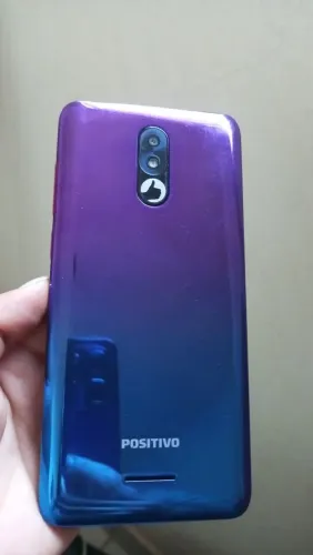 Celular positivo 