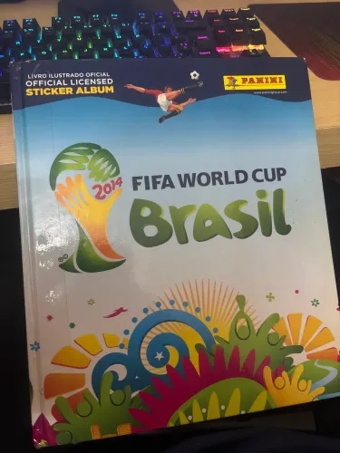 Álbum da copa 2014 completo capa dura 