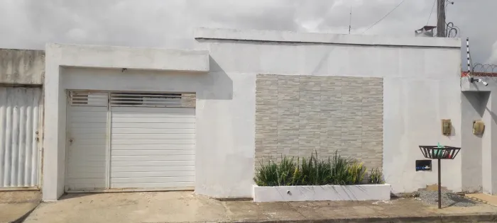 VENDE-SE CASA NO RESIDENCIAL DENISSON AMORIM