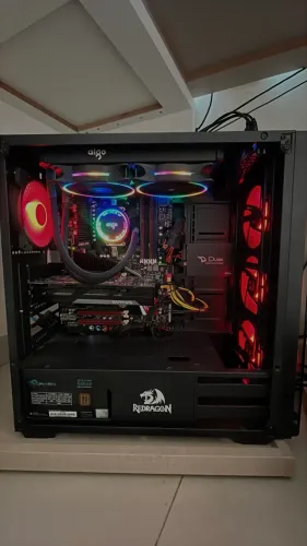 VENDO O MEU PC | 16GB RAM | Water Cooler 240mm | Radeon R7 |