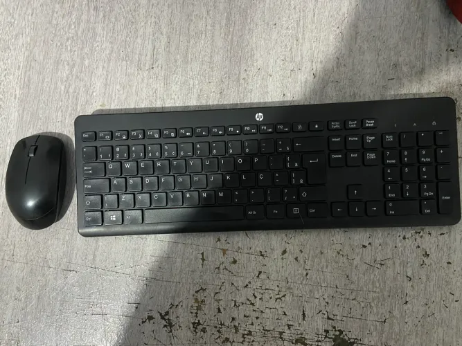 Kit Teclado e Mouse HP Sem fio
