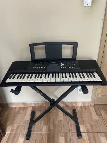 Teclado Yamaha PSR-E333