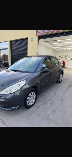 Peugeot 207 XR 1.4 Flex 8V 5P 2012