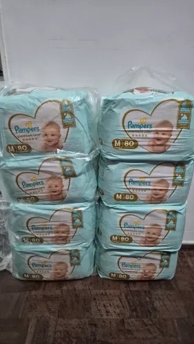 Pampers Premium Care M com 80 unidades - validade 03/2027