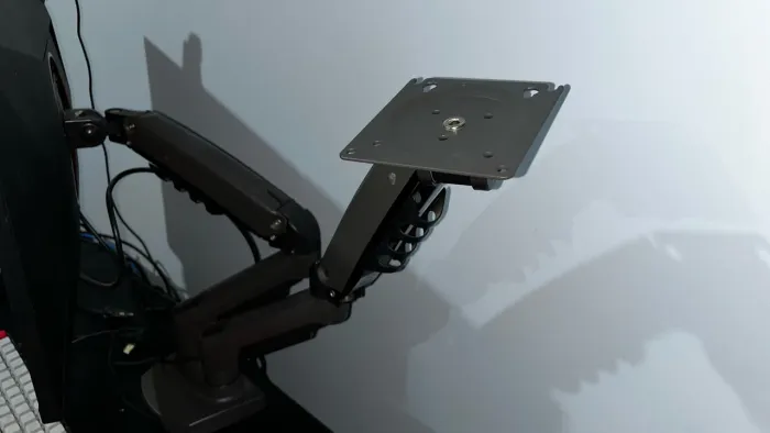Suporte para dois monitores