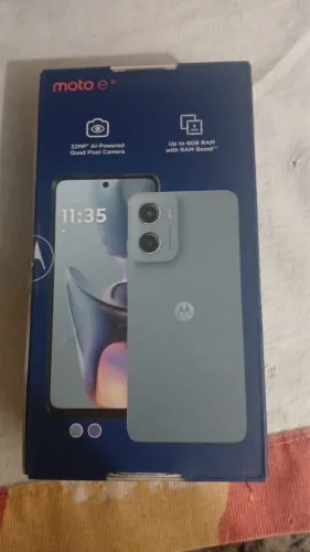 Vendo celular novo na caixa 