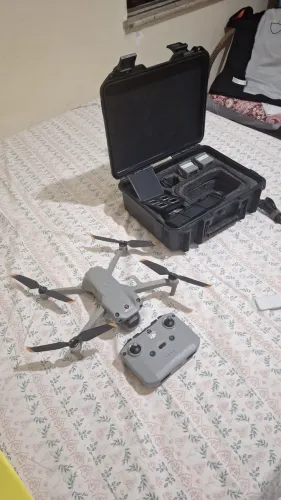 Vendo DRONE pouco usado.