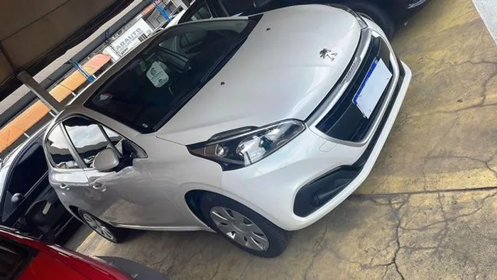 PEUGEOT 208 1.2 ACTIVE PACK 12V FLEX 4P MANUAL 2018