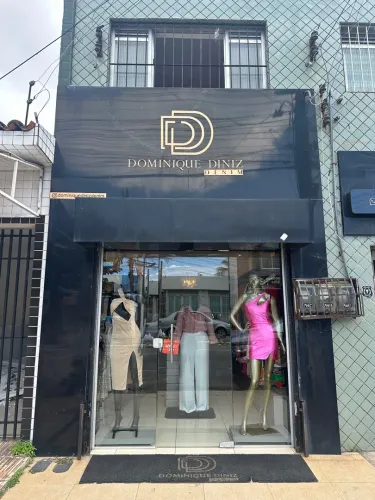 Vendo Loja de roupas feminina toda estruturada.