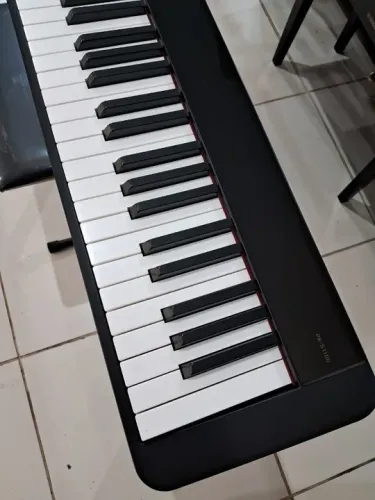 Piano digital Privia PXS1100 BK