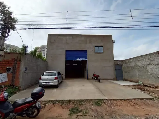 R. MONSENHOR JOSÉ LUÍS COETEZ - BAIRRO; SANTA ISABEL