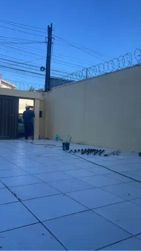 cerca elétrica , motor , câmeras , alarme , interfone 