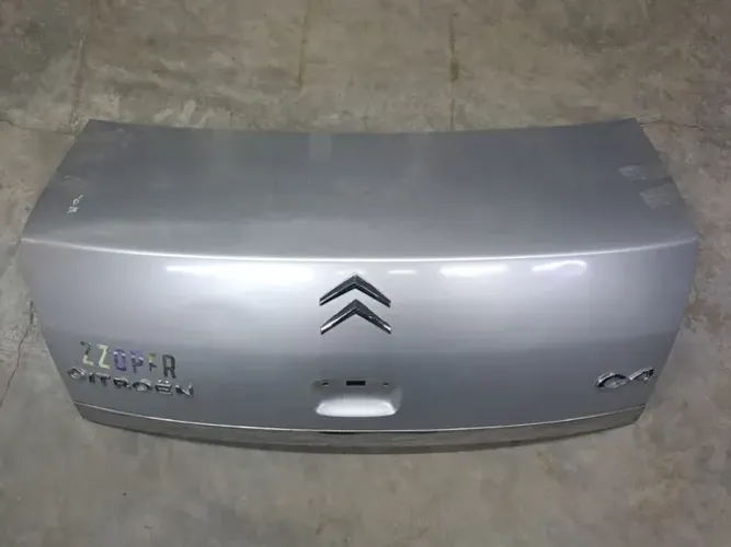 Tampa traseira Citroen C4 Pallas 