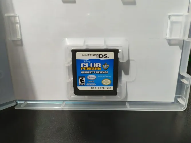 Disney club Penguin herberts revenge - Nintendo Ds