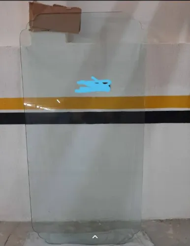 Vidro mesa retangular com base laq, 1:80 x 0,90 cm, 10cm espessura R$ 380, Zap: *