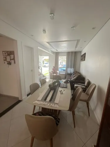 Sobrado em condomínio à venda no Jardim São Luís, 3 quartos, 1 suíte, 2 banheiros, 2 vagas
