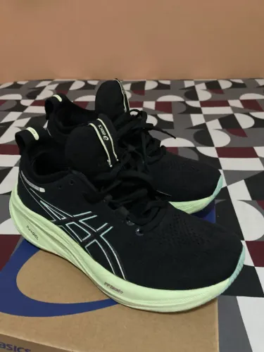 Tênis Asics Gel-Nimbus 26