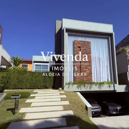 Casa localizada em Aldeia da Serra, Santana de Parnaíba em condomínio fechado com seguranç