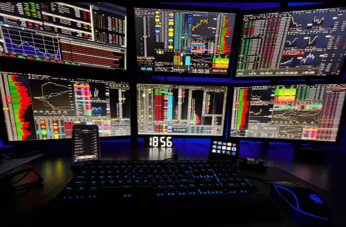 PC PROFISSIONAL MULTITAREFA | RYZEN 5 | RX 590 8GB | SSD duplo | 700W | 12Gb Ram  