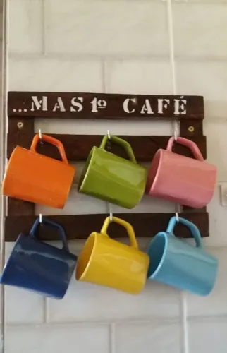 Suporte para canecas artesanal
