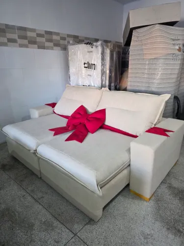 Sofá Retrátil e Reclinável Pienzo com Molas Ensacadas