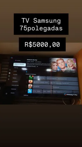 TV de 75 polegadas Samsung modl. UN75AU7700GXZD, pouco tempo de uso.