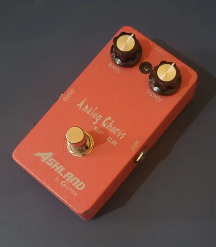 Pedal Chorus Analógico