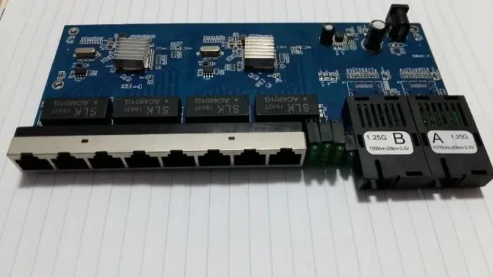 Switch Rede Metro Giga Gigabit 1000mb Gbic A B-8p Rj45