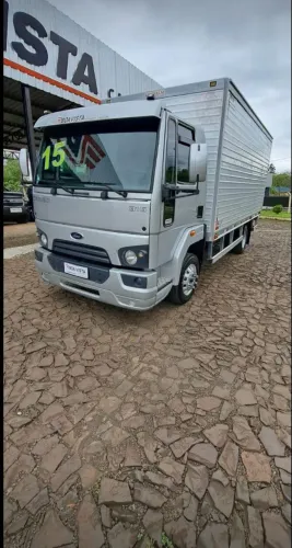 Ford Cargo 816 S 2015/2015 - Carga Fechada